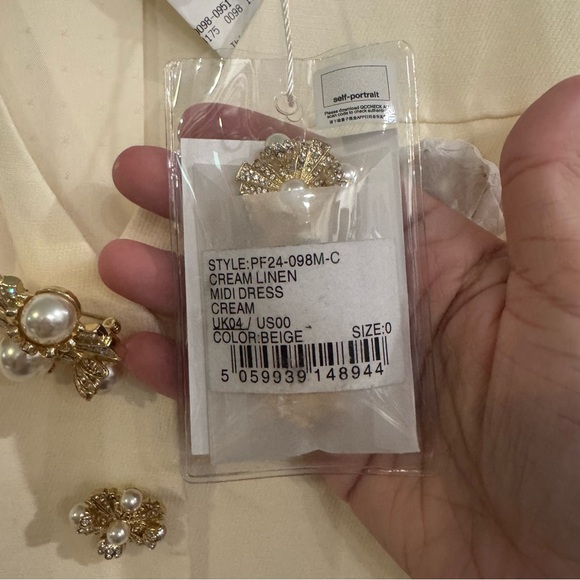 Self Portrait Cream Linen Midi Dress - Picture 10 of 15